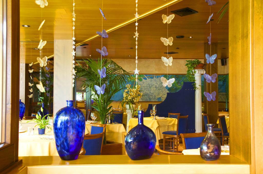Hotel Carnia ヴェンゾーネ エクステリア 写真