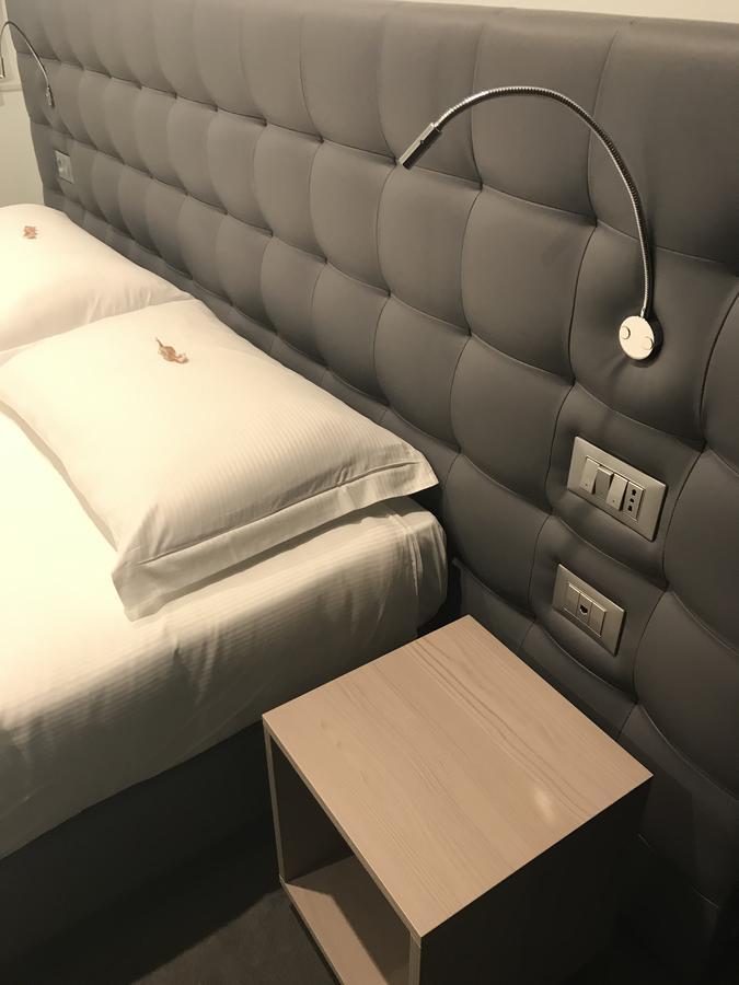 Hotel Carnia ヴェンゾーネ エクステリア 写真