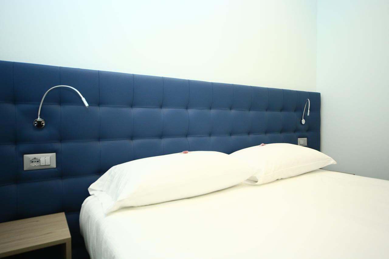 Hotel Carnia ヴェンゾーネ エクステリア 写真